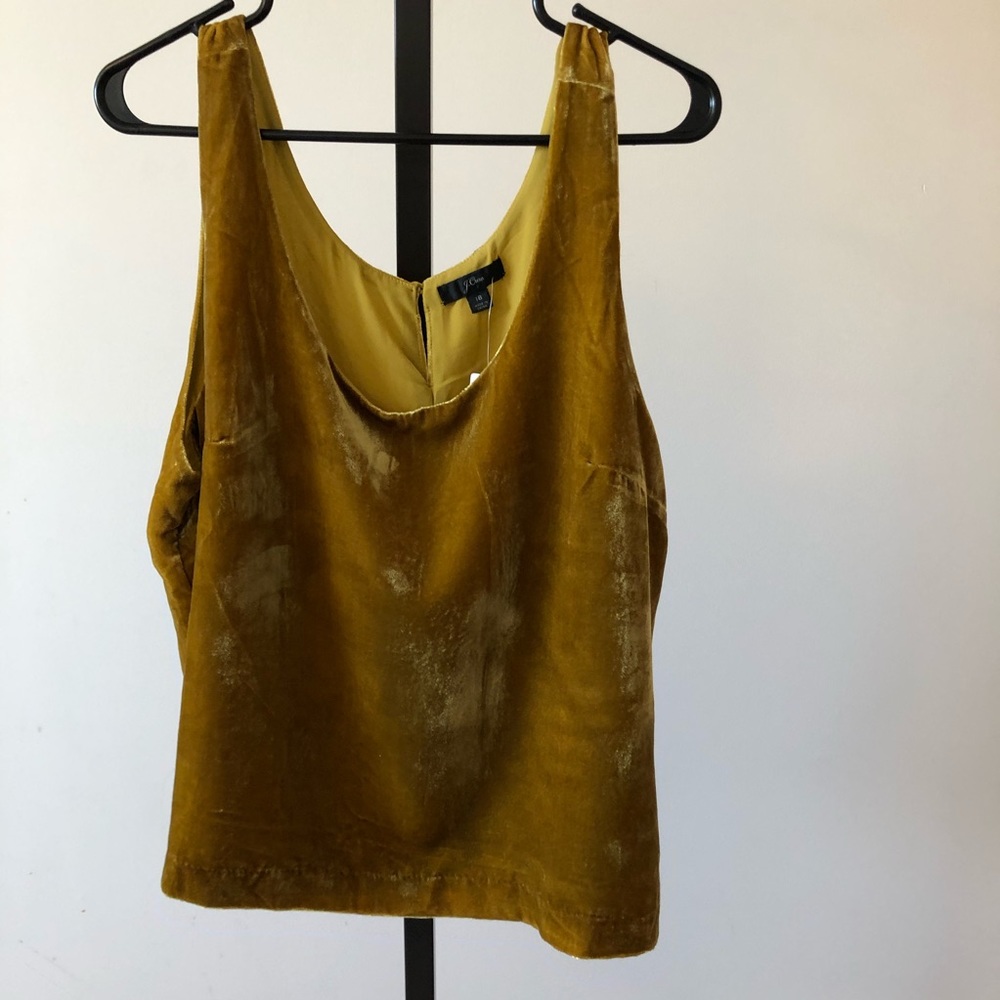 Gold Velvet Tank Size 18 - NEW